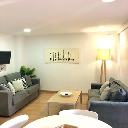 Apartament Ole - Albareda 24 *